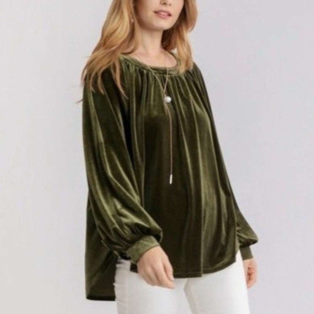 Umgee Olive Green Long Sleeve Velvet Blouse